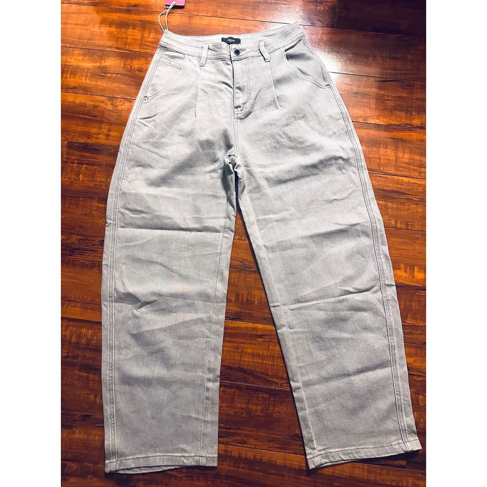 NWT Y2K-90s Indie Sleaze High Rise Tailored Front Pleads Relaxed Wide Leg Jean M